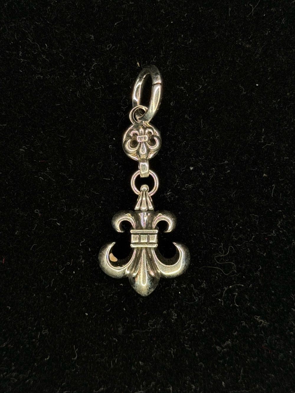 Chrome Hearts Le Flur With/ Ball Le Flur Bail Unisex Pendant